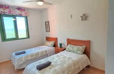 IRTA Sea & Mountain View Terrace - Photo 6