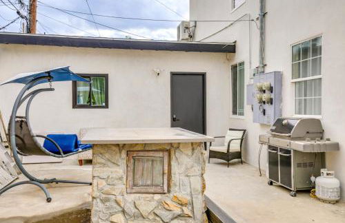 9 Mi to Dodger Stadium! East LA Studio with Patio - Foto 3