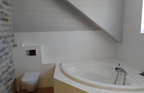 Dom na Konwaliowej - Foto 9