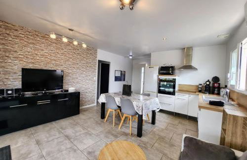 En Ardèche, maison de vacances l'Odyssée climatisée avec sa piscine privée et chauffée - Foto 5