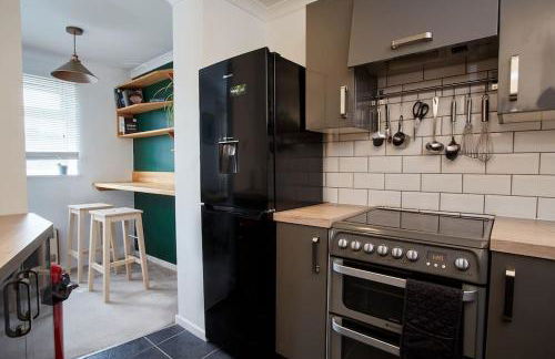 Premium Central Stroud Apartment with Parking x2 - Foto 17