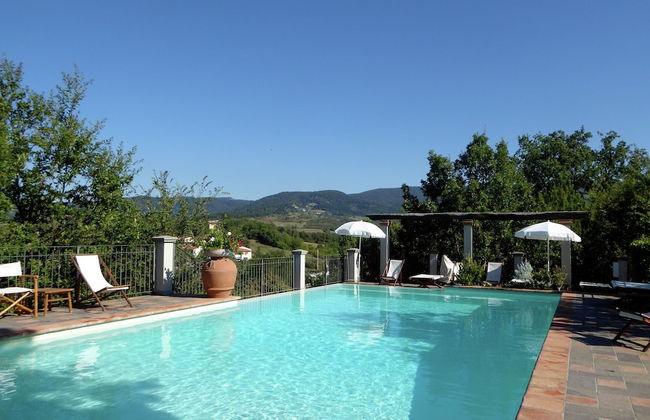 Holiday Home in Montecarelli With Pool - Photo 25