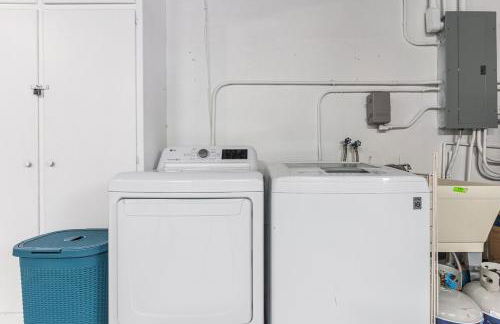 Villa Aura Heated Pool 4 Bedrooms 5 minutes to the Ocean - Foto 27