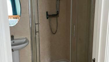 Hanley Swan, The Garden Flat - Foto 2, Shower