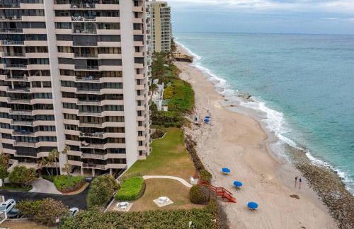 Luxury Beachfront Condo, Pool, Tennis Court, Sauna, Gym #locationenvy - Photo 13