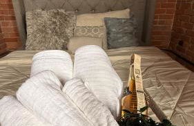 Riverside Hideaway in Corktown 420 & Free Parking - Photo 9