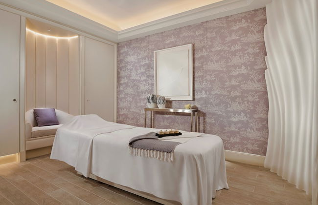 Four Seasons Hotel George V - Photo 76