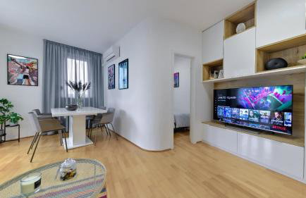 Aurelia's Stylish Place with FREE parking - Foto 13