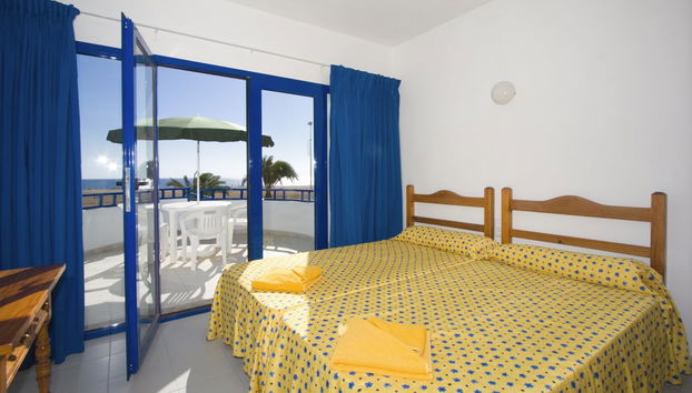 Club Pocillos Apartments - Photo 4