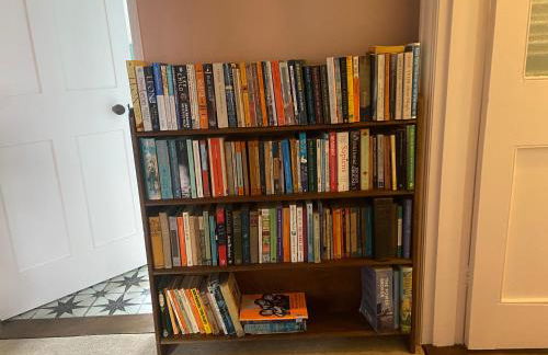 The Blue Door - Photo 21