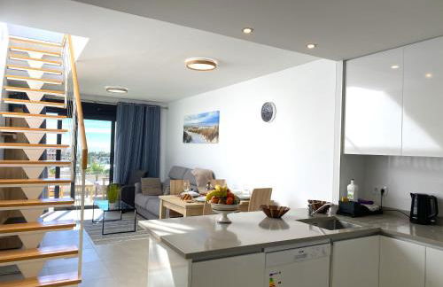 Lujoso Ático en Flamenca Village! - Photo 4