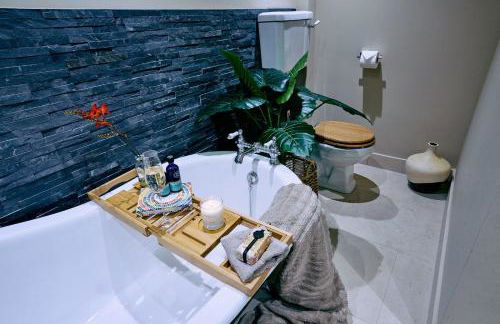 The Shooting Lodge - Photo 9