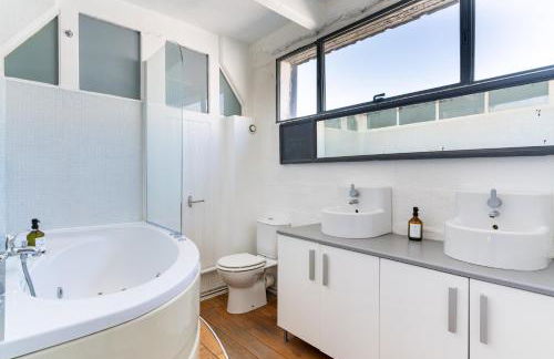 NOCNOC - Loft L'Atelier T5 de 130m2 Proche Centre - Foto 6