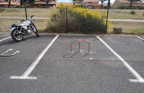 Joli T2, à 400m à pied de la mer - Piscine privée - Photo 4