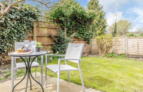 1 Bed in Lyndhurst NFL60 - Photo 15