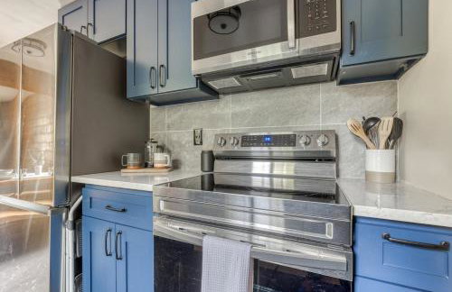 Thompson Cabin - Charming Salmon Riverfront A-Frame Oasis w/ fireplace - Foto 22