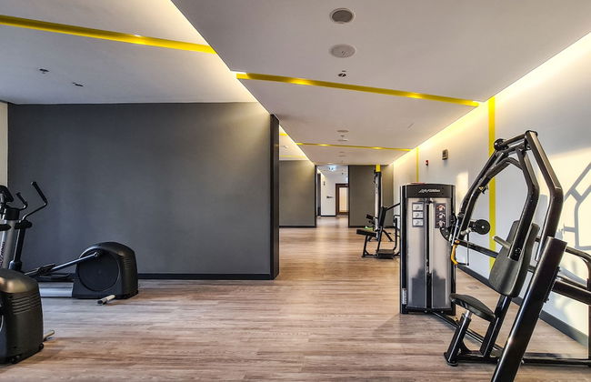 Fancy Apartment With Mesmerizing Canal Views - Photo 44