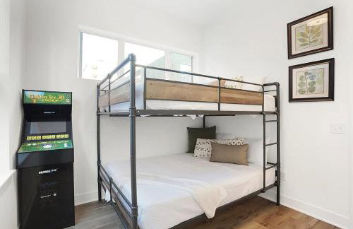 Luxury Downtown-Chatham Arch BoHo-style Townhome-Family Friendly - Foto 18