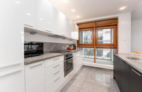 Apartament przy Arkadia 2 Sypialnie Balkon Widok 8 Pietro Metro Gdanska Garaz - Foto 9