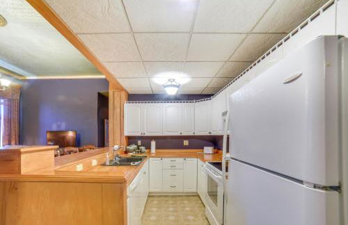 Yankton Apt 1 Mi to Mount Marty University! - Photo 4