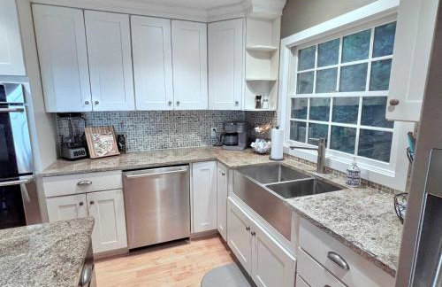 Spectacular Suttons Bay Stay - Game Room Kayaks Pizza Oven & More - Foto 30