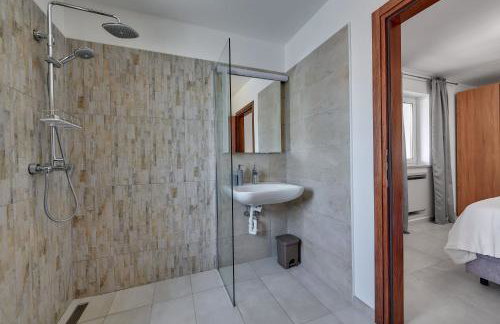 Relax house surrounded by olives and vineyard - Photo 26