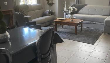 Le Petit Clos Des Camélias, gîte PMR proche de la plage - Foto 4