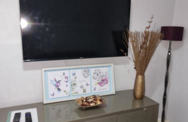 Newly Refurbished 2- Bed Stylish Home - Foto 6