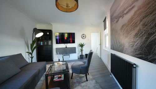 3BR Home Gem - sleeps 9 - Netflix - Near O2 & Greenwich Park - Foto 3