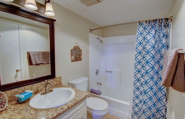 Sunshine Suites at Hillcrest - Photo 31