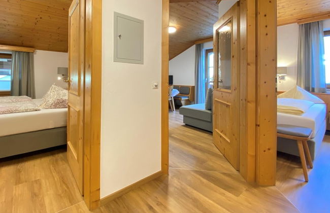 Apartment in Filzmoos Near Ski Amade - Photo 3