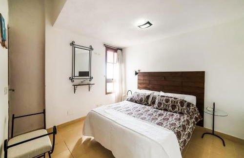 Charming Holiday Home in Arona with Private Heated Pool - Foto 22