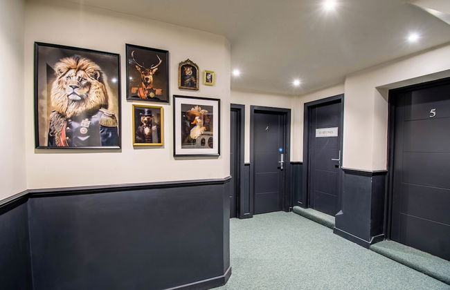 Thetford Hive - Photo 56