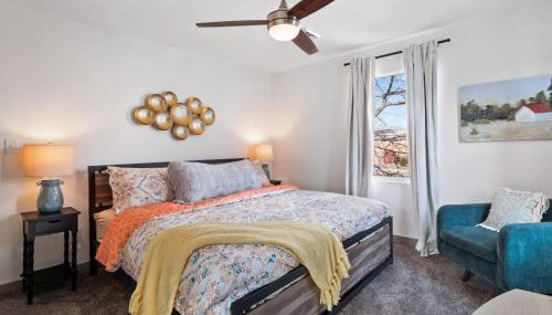 Gorgeous Remodel Game Room Sleeps 8 - Foto 5