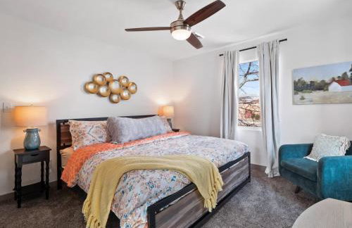 Gorgeous Remodel Game Room Sleeps 8 - Foto 5