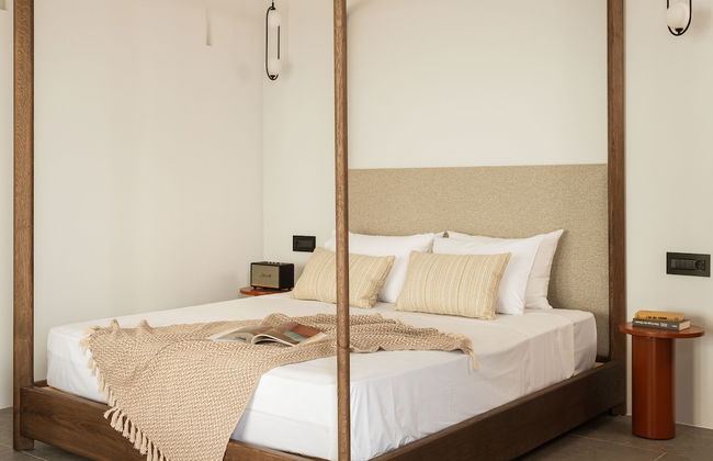 Casa Del Mar Mykonos Seaside Resort - Photo 6