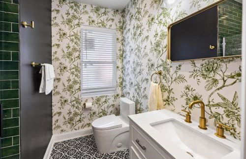 Designer 5BR 3BA Home Near AC Boardwalk & Casinos - Foto 2