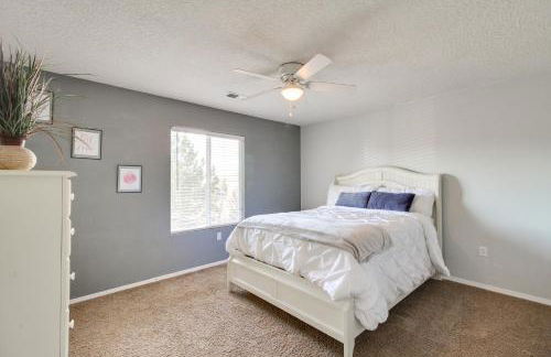 Chic New Mexico Retreat with Patio, Grill and Fire Pit - Foto 28