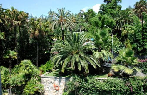 affascinante bilocale con piscina - Photo 6