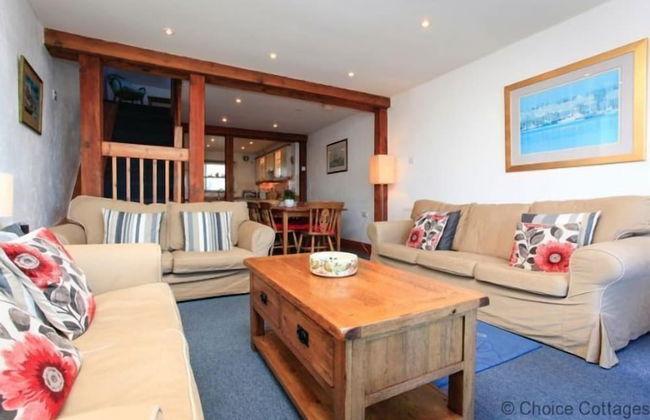 Appledore Yardarm 4 Bedrooms - Photo 9