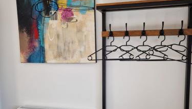 Modern & Spacious 5 Bedroom Bungalow with Parking Near Brecon Beacons & Bike Park Wales - Foto 5