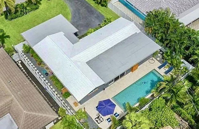 Beach Bliss 10 Mins to Waves 3BR Oasis With Pool - Foto 54