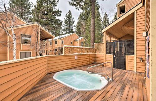 2 Mi to Diamond Peak! Corner-Unit Condo with Hot Tub - Foto 3