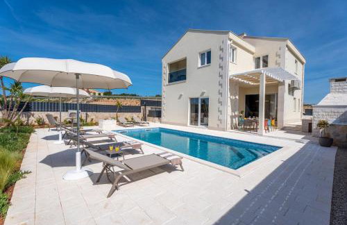 Villa Ora with Heated pool, Whirlpool, 4 bedrooms - Foto 15