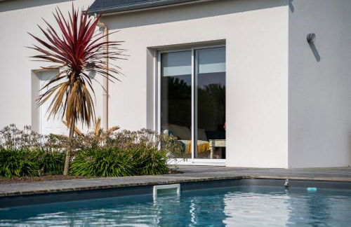 Villa avec piscine privée, sauna, jardin et parking - Foto 7