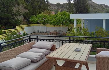 Seascape Village - Spacious 3-Bed Apartment with Private Garden and Parking - Foto 20