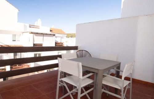 2060-Newly furnished 2 bedrooms apt with golf - Photo 29