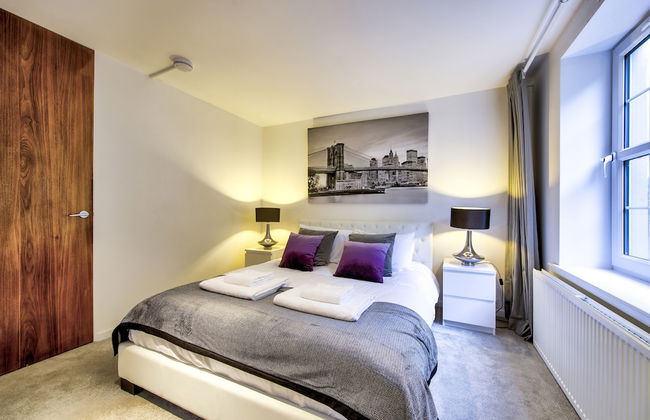 Luxury Modern Penthouse Private Rooftop - Photo 13