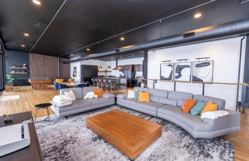 Secluded Dream Home with Hot Tub and Full Gym on 20 Acres - Foto 2