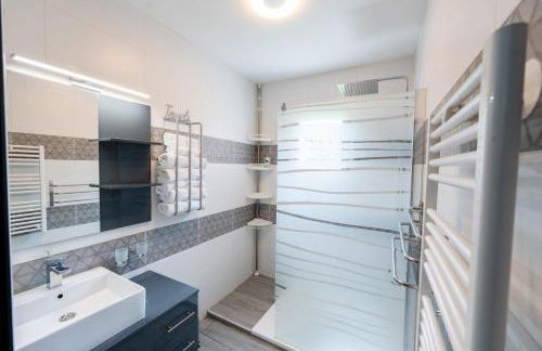 Suite romantique La Maison de Flora SPA intérieur, jardin et lit King size - Foto 8